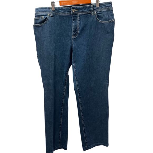 Chico's 2.5 Short Womens Straight Leg Medium Wash Jeans Size 14P Classic‎ Denim - Picture 1 of 16